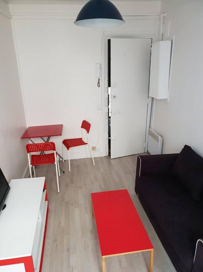 Cute And Quiet Appartment In Montmartre Paris Eksteriør billede